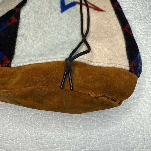 Vintage Pendleton Star Pattern Backpack in Blue, Red, and Cream - Picture 3 of 14